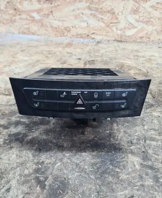 Mercedes-Benz E W211 A set of switches A2116800552