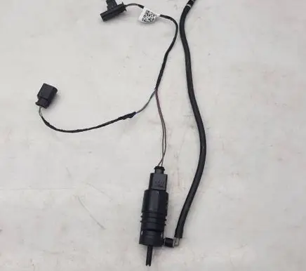 Mercedes-Benz Sprinter W907 W910 Windscreen/windshield washer pump 2218690121 A9105409455