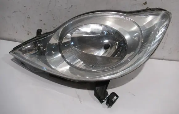 Peugeot 107 Headlight/headlamp