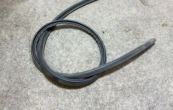 BMW 3 G20 G21 Engine compartment rubber 