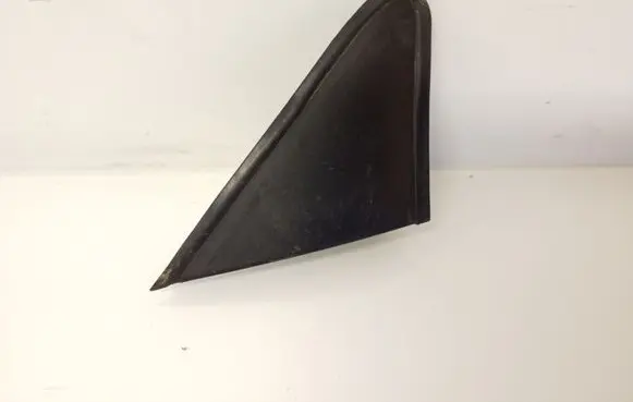 KIA Carens I Fender end trim 