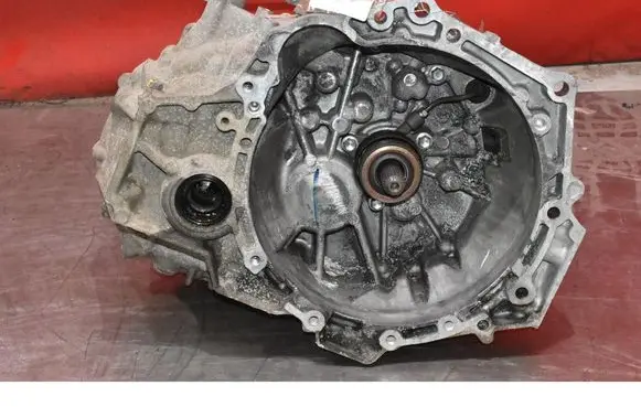 Toyota Yaris Manual 6 speed gearbox 