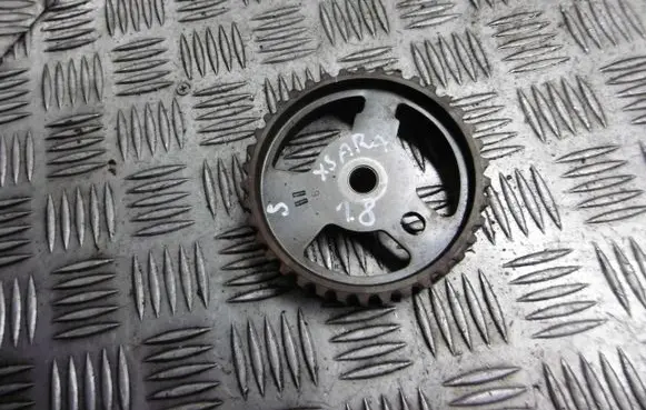 Citroen Xsara Picasso Crankshaft gear 