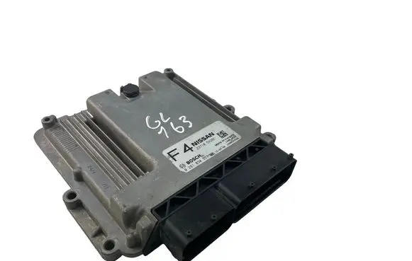 Nissan Navara D22 Engine control unit/module ECU 237105X28C 0281030557