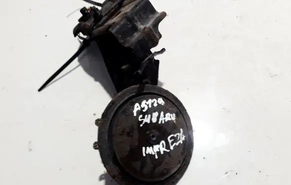 Subaru Impreza I Horn signal