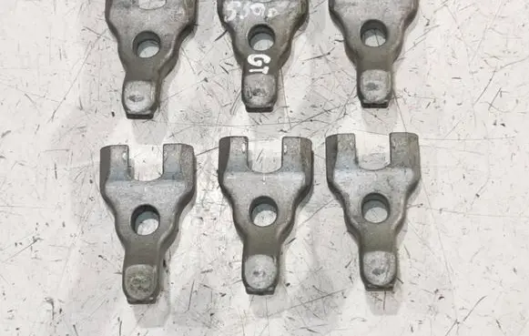 BMW 5 GT F07 Fuel Injector clamp holder