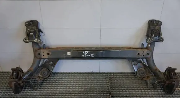 Skoda Octavia Mk3 (5E) Rear axle beam 