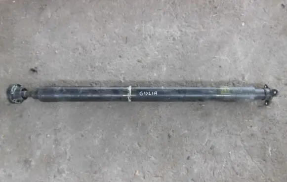 Alfa Romeo Stelvio Drive shaft (set)
