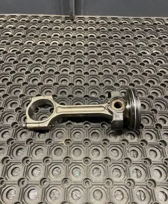 Piston