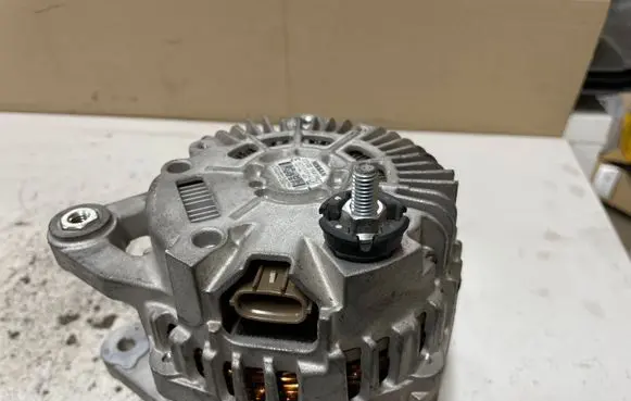 Nissan Juke I F15 Generator/alternator 231001KA1M A2TJ1291AE 6Z21