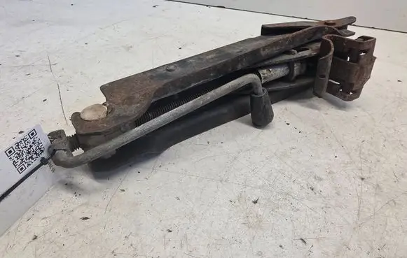 Audi A3 S3 8P Lift Jack 1K0011031C