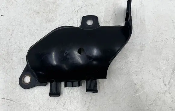 Mercedes-Benz GLC X253 C253 Engine splash shield/under tray A2535240200