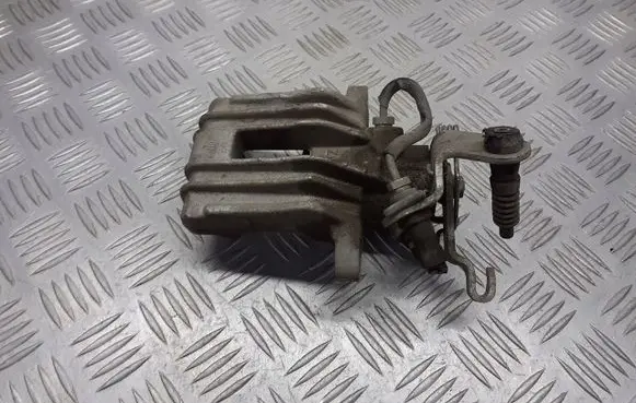 Skoda Octavia Mk2 (1Z) Rear brake caliper