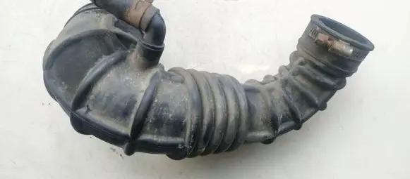 Air intake hose/pipe