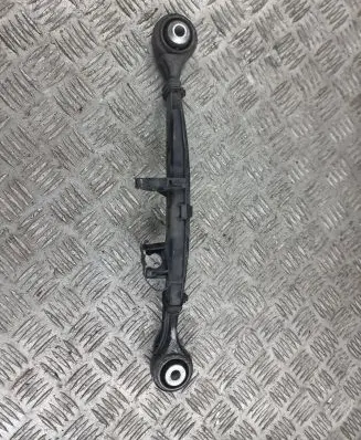 Rear control arm