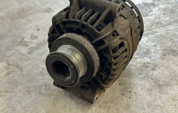 Renault Scenic I Generator/alternator 7700434899