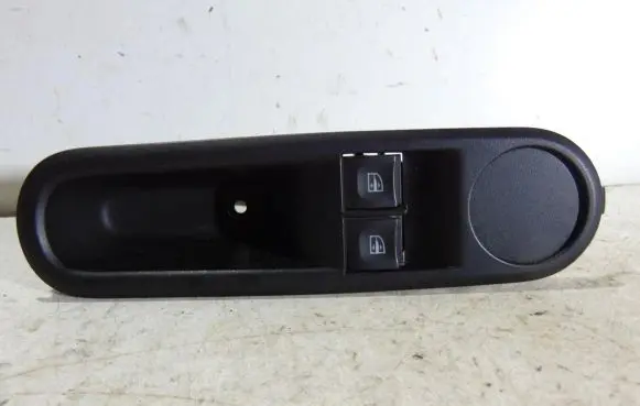 Renault Twingo III Quarter vent window switch 254110431R