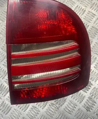 Skoda Superb B5 (3U) Rear/tail lights 3U5945112 1SCX13404AB