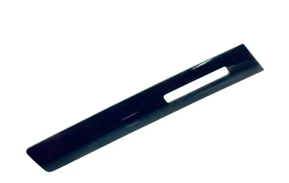 Volkswagen Touareg II Front door trim bar 7P6867439R