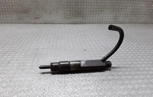 Fuel injector