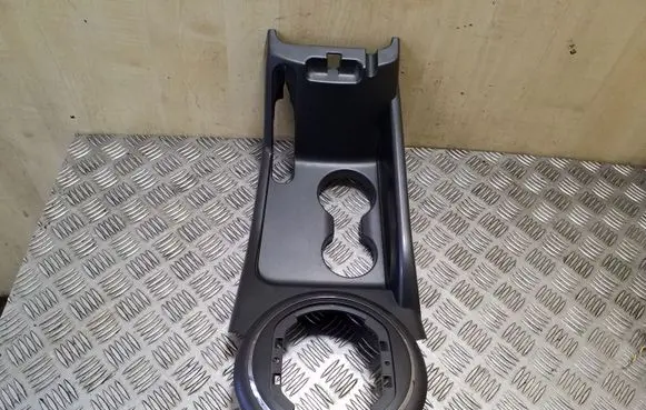 KIA Sportage Gear shifter surround trim plastic 846513W910 846523W060