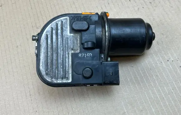 Volkswagen PASSAT B6 Wiper motor 3C1955419A