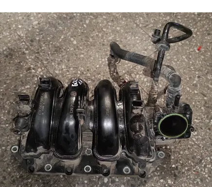 Volkswagen Golf V Intake manifold 036129711fr CX0077967A