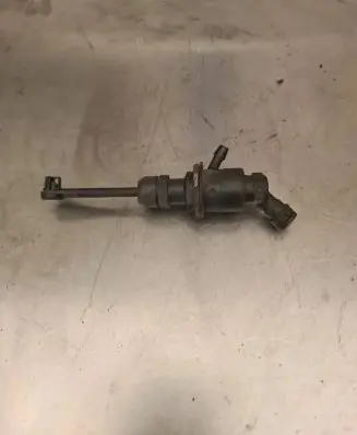 Renault Scenic II - Grand scenic II Clutch master cylinder 8200151784