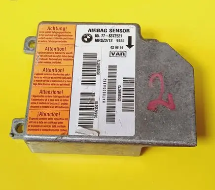 BMW 5 E39 Airbag control unit/module 65.77-8372521