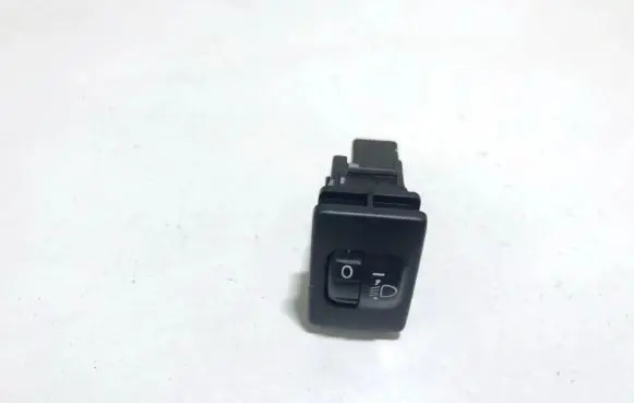 Toyota Avensis T270 Headlight level height control switch 842520 1680