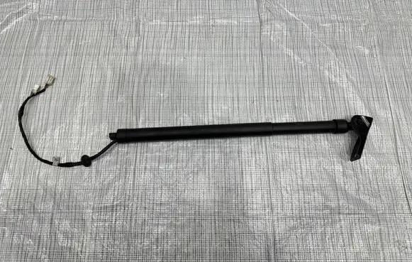 Citroen DS7 Crossback Tailgate strut 9817057180