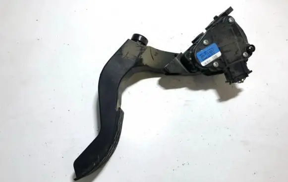 Audi A6 S6 C5 4B Accelerator throttle pedal 8d1723523f