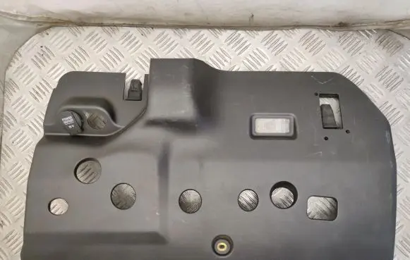 Porsche Cayenne (92A) Dashboard lower bottom trim panel 7P5815174C