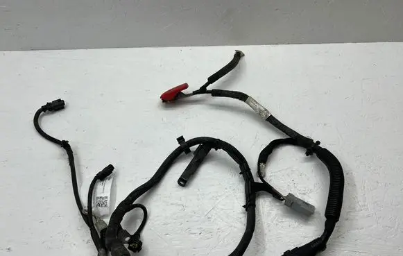Peugeot 3008 II Positive cable (battery) 9815786580