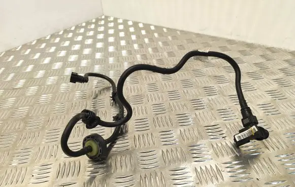 Peugeot 308 Vacuum line/pipe/hose 9813095080
