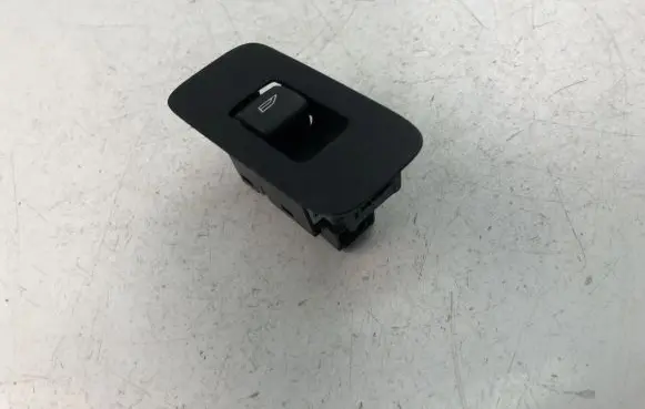 Volvo V40 Electric window control switch 31394840