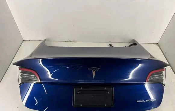 Tesla Model 3 Tailgate/trunk/boot lid 1601460E0A