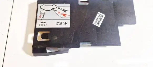 Audi A6 S6 C6 4F Battery box tray cover/lid 4f0915429c