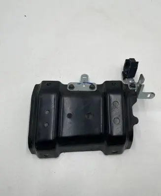 Nissan Leaf II (ZE1) Battery bracket 