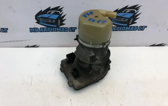 Volvo V70 Power steering pump 31340205