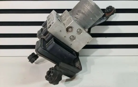 BMW 5 F10 F11 ABS Pump 6856841 34516856841 6864790