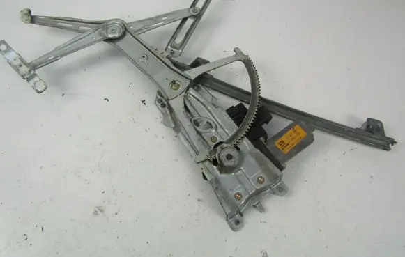 Opel Astra G Front door window regulator with motor 