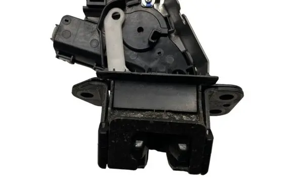 Mazda 6 Tailgate/trunk/boot lock/catch/latch C6728