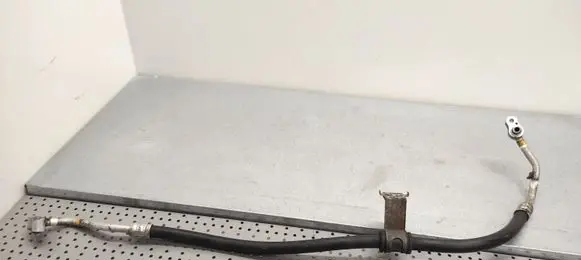 Air conditioning (A/C) pipe/hose