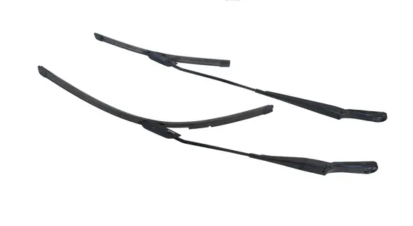 BMW 1 F40 Windshield/front glass wiper blade 7453961