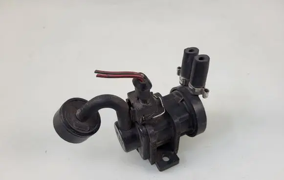 Volvo S40, V40 Turbo solenoid valve 7700103403