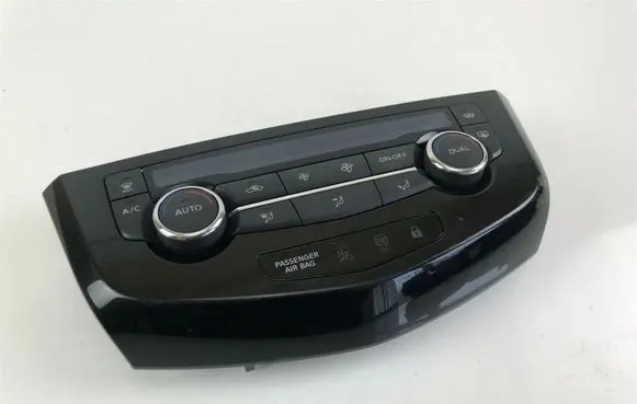 Nissan Qashqai Climate control unit 275004EA1A H1577
