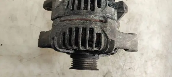 Opel Zafira A Generator/alternator 90561971 0124415002