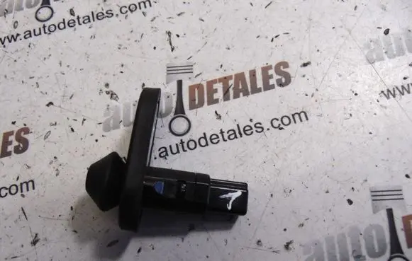 Toyota Verso Front door sensor 