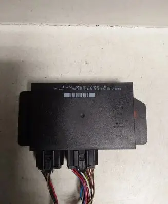 Volkswagen PASSAT B5 Comfort/convenience module 5DK00821400